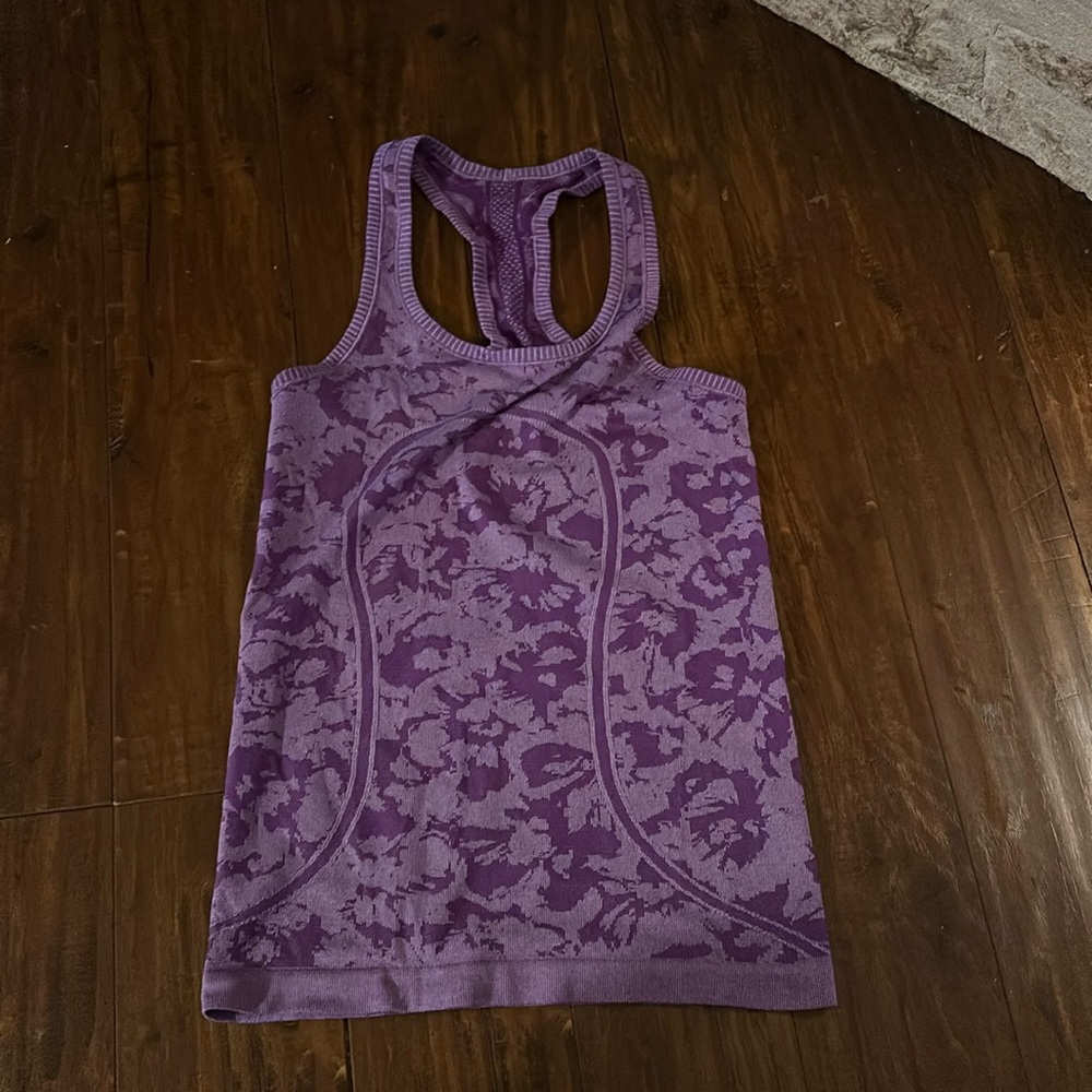 Lululemon Swiftly Tank Purple Floral Camo Tank Top Single Layer Size 4